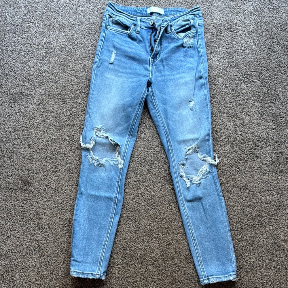 Trendy Light Blue Distressed Skinny Jeans